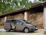 Seat_Alhambra_4WD_2012_29.jpg